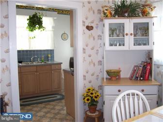 526 Rhawn Street Philadelphia, PA 19111 - Photo 9 of 12 Kitchen