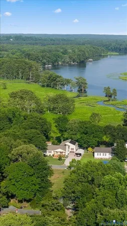 $574,500 | 1025 Riverside Drive, Lanexa, VA 23089