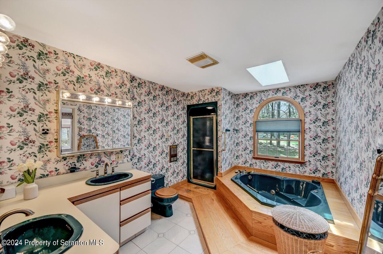 335 Blue Shutters Road Moscow, PA 18444 - Photo 34 of 49 Gallery Image 34