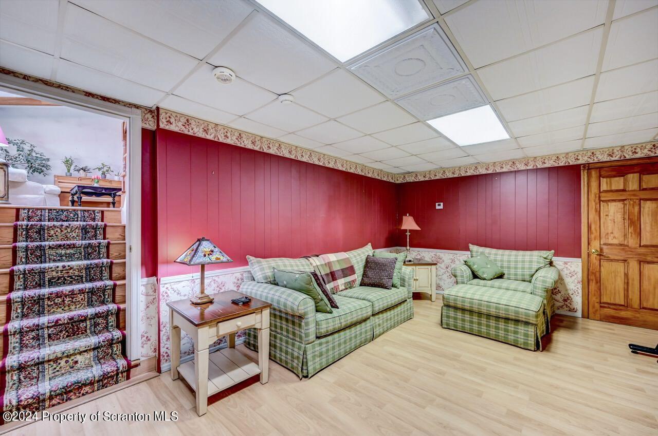 335 Blue Shutters Road Moscow, PA 18444 - Photo 38 of 49 Gallery Image 38