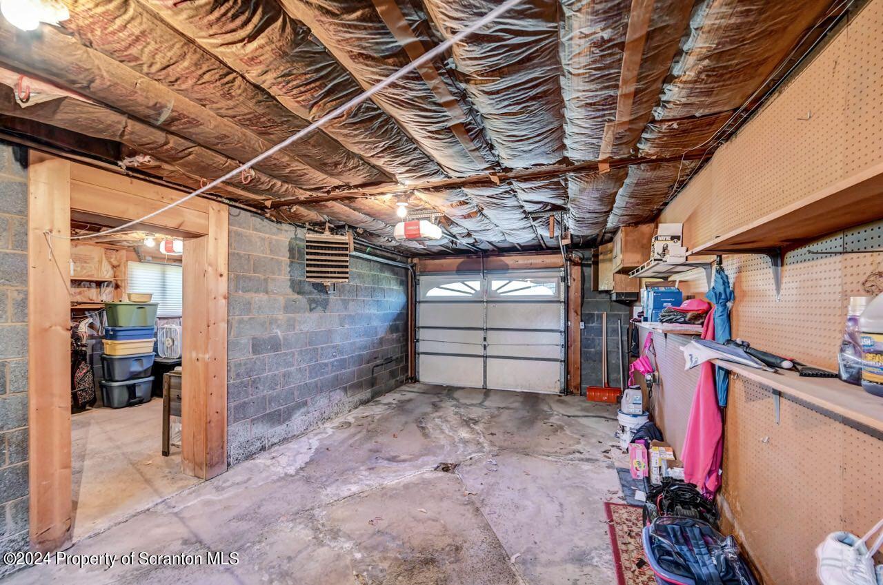 335 Blue Shutters Road Moscow, PA 18444 - Photo 40 of 49 Gallery Image 40