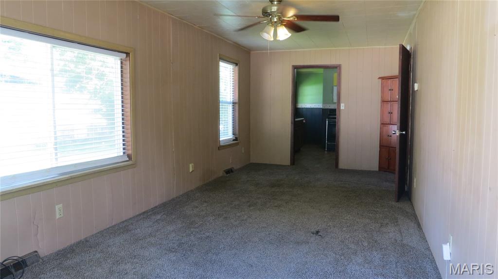508 Stowell Avenue Alton, IL 62002 - Photo 8 of 16