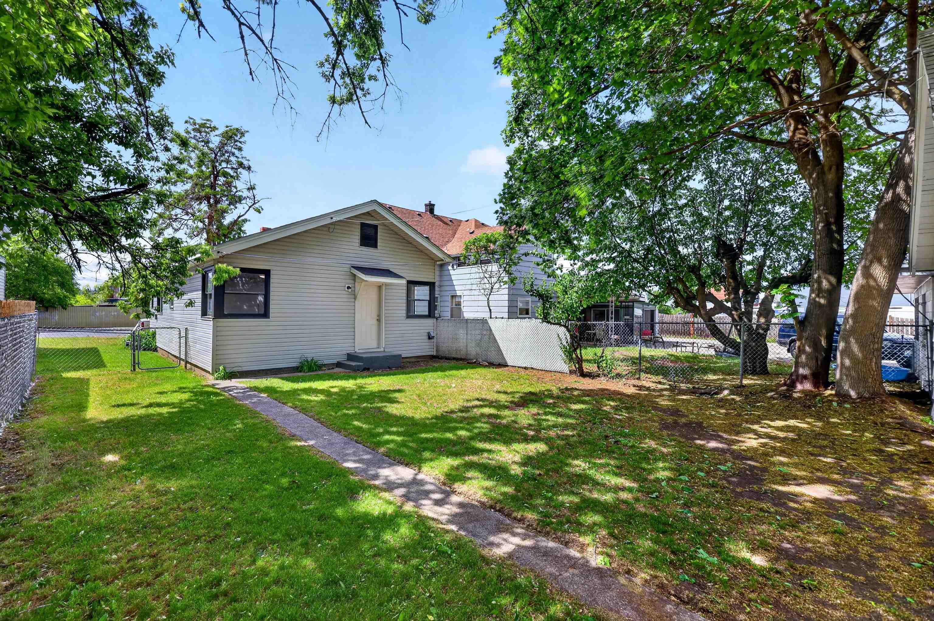 207 East Baldwin Avenue Spokane, WA 99207 - Photo 29 of 48