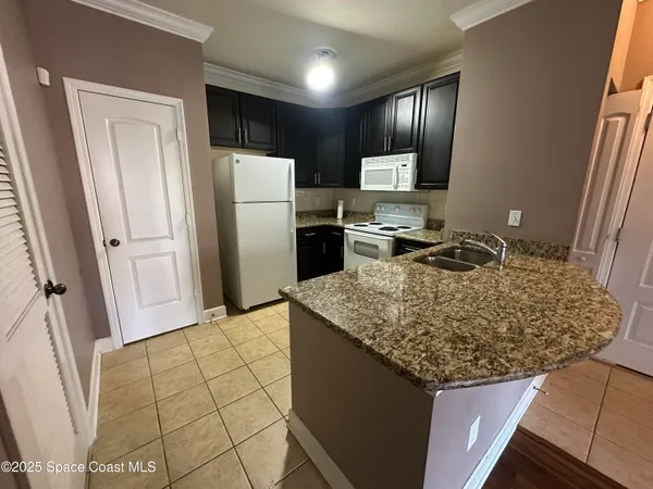 $1,350 | 6440 Borasco Drive, Unit 2502, Melbourne, FL 32940