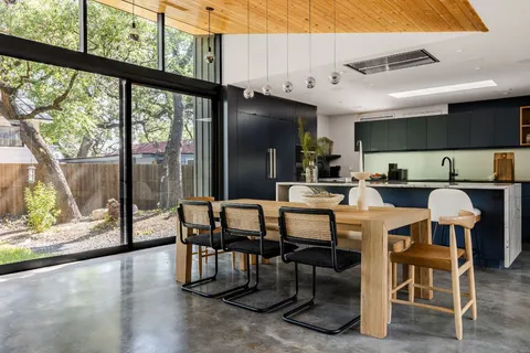 $1,849,000 | 1811 Brackenridge Street, Austin, TX 78704