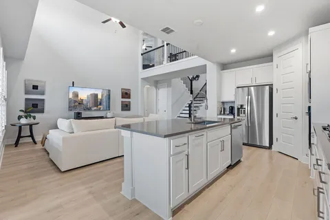 $850,000 | 2323 Cantata Cove, Round Rock, TX 78681