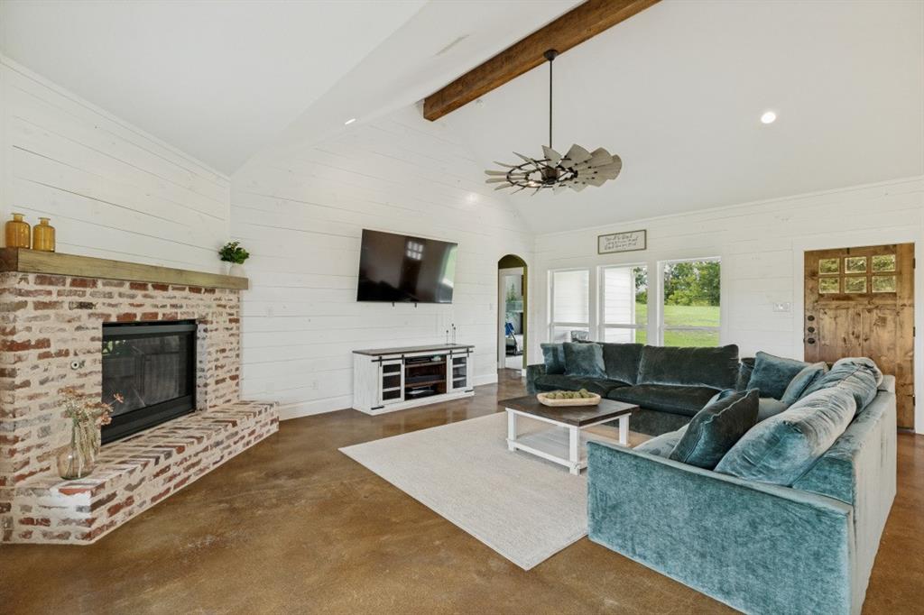 336 Hugh Orr Road Van Alstyne, TX 75495 - Photo 9 of 31