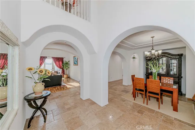 a view of livingroom with furniture