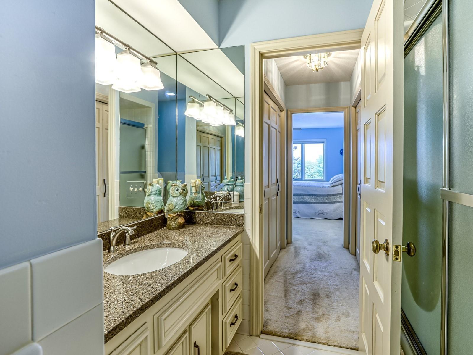 8621 Basswood Road, Unit 33 Eden Prairie, MN 55344 - Photo 15 of 41