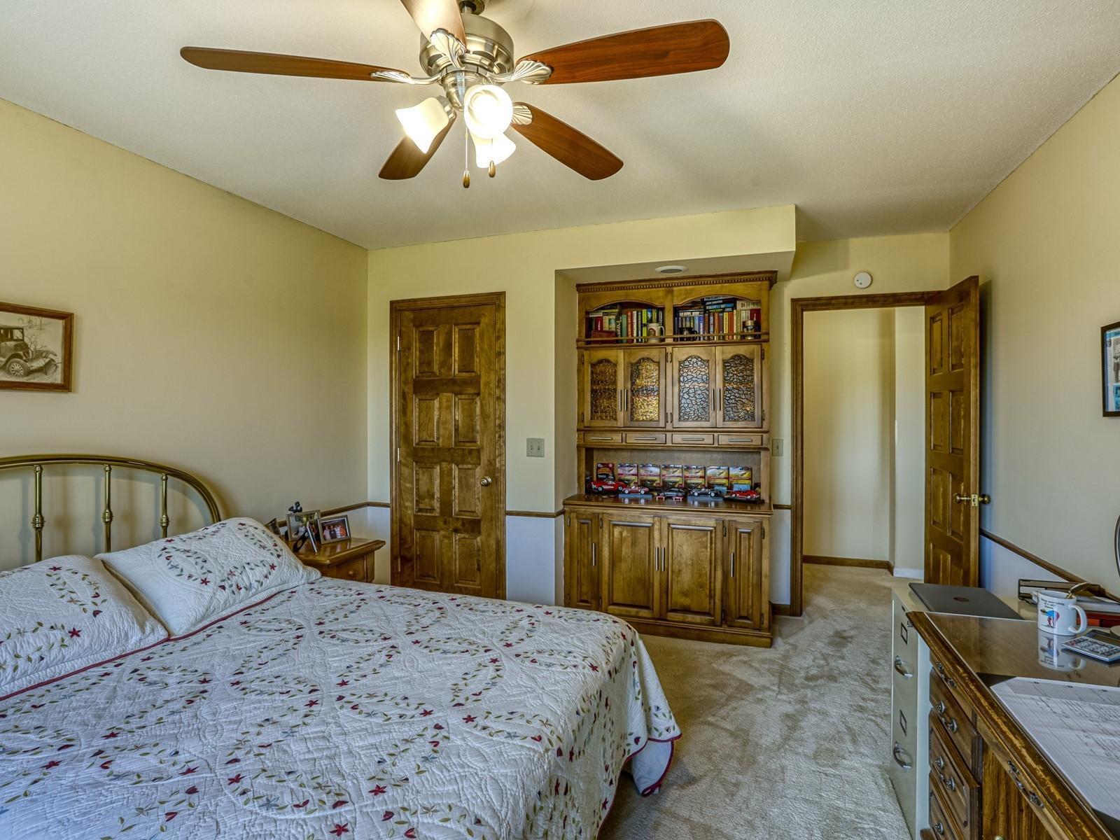 8621 Basswood Road, Unit 33 Eden Prairie, MN 55344 - Photo 16 of 41