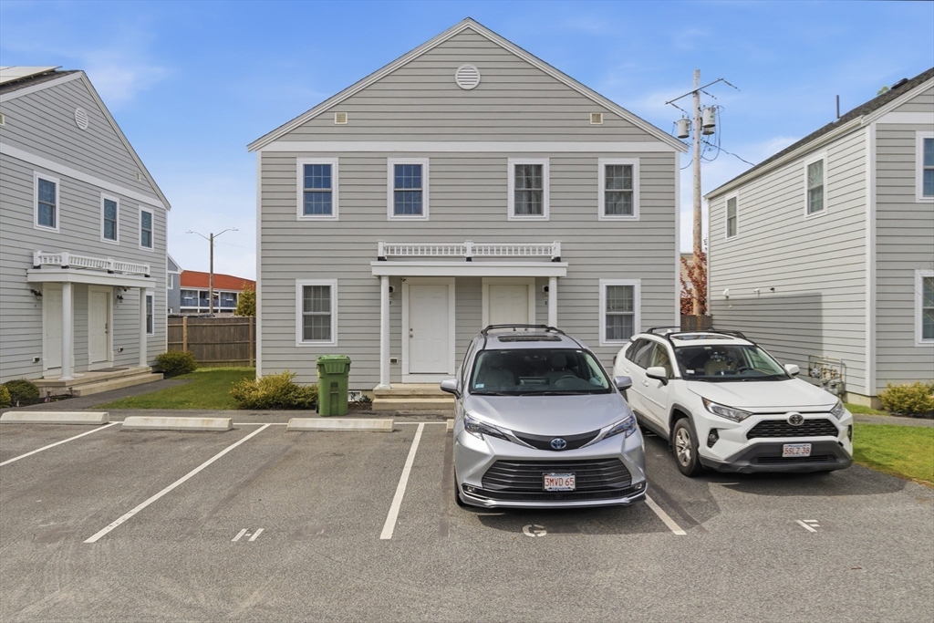 39 Pearl Street Barnstable, MA 02601 - Photo 14 of 34