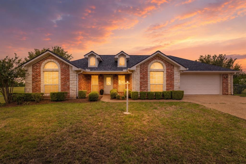 1007 Morning Star Circle China Spring, TX 76633 - Photo 1 of 40