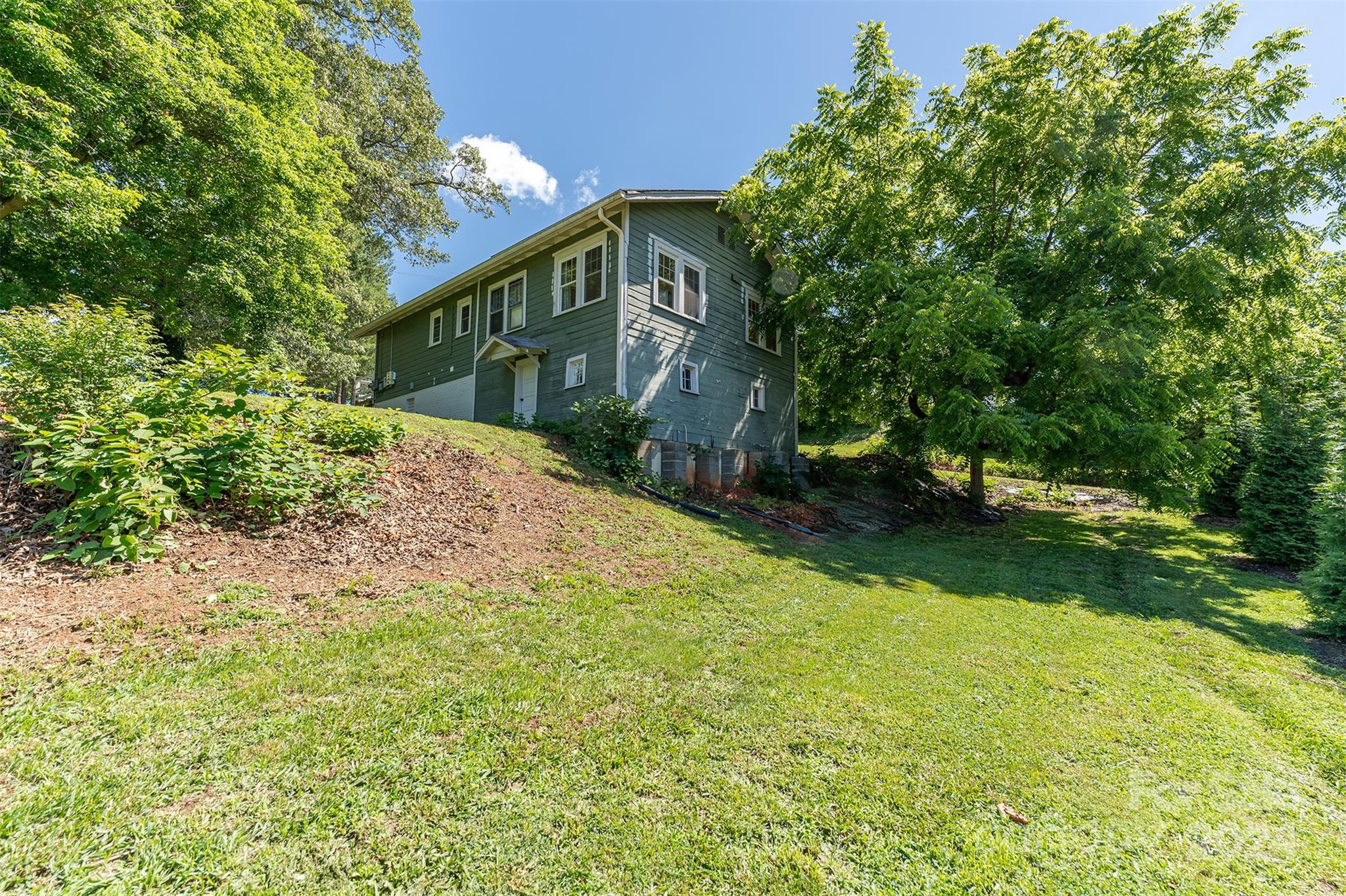 331 Fairview Road Asheville, NC 28803 - Photo 23 of 24 Gallery Image 23