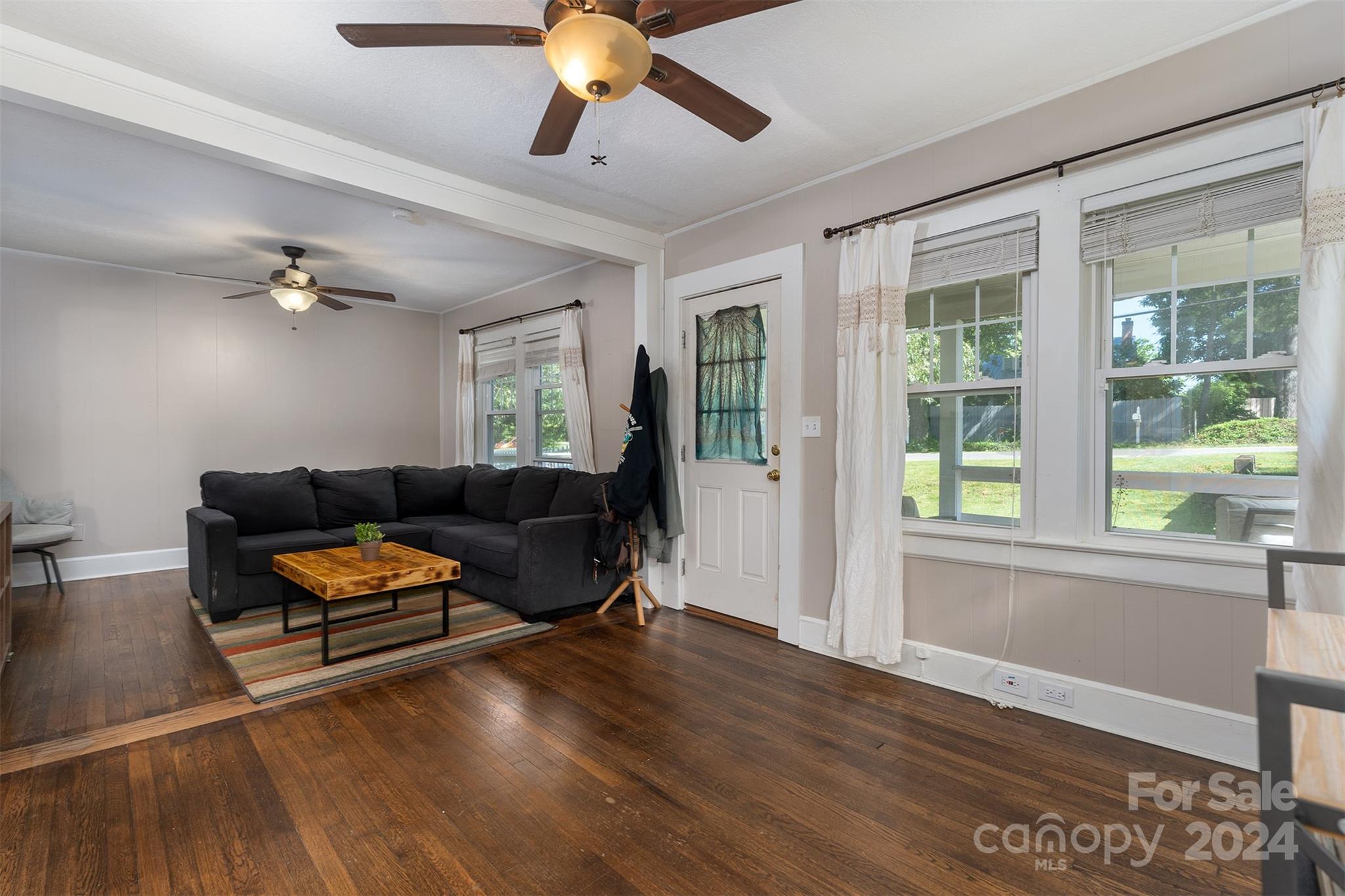 331 Fairview Road Asheville, NC 28803 - Photo 4 of 24 Gallery Image 4