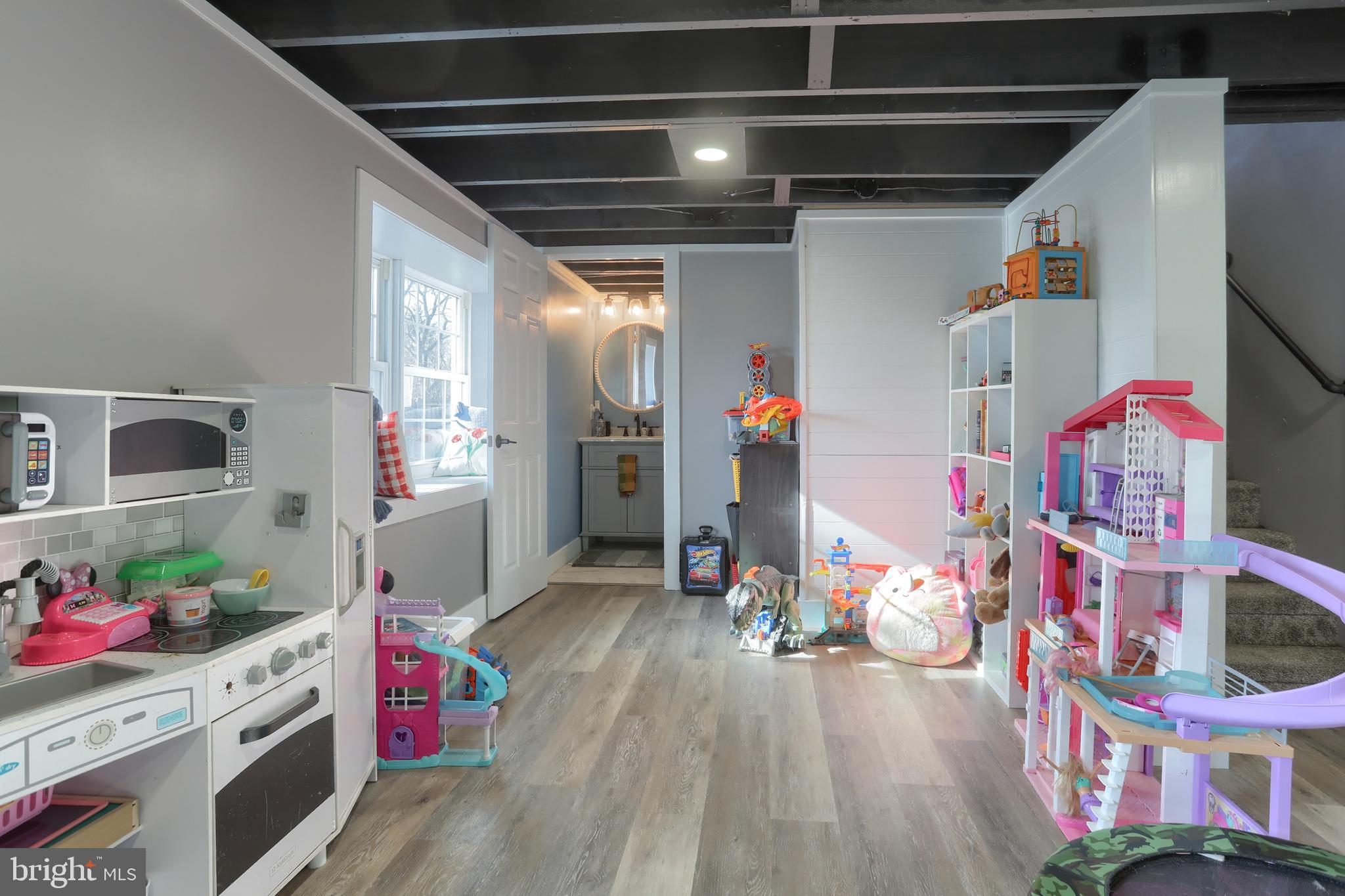 3032 Tunnel Hill Road Lebanon, PA 17046 - Photo 23 of 52 a view of storage and utility room