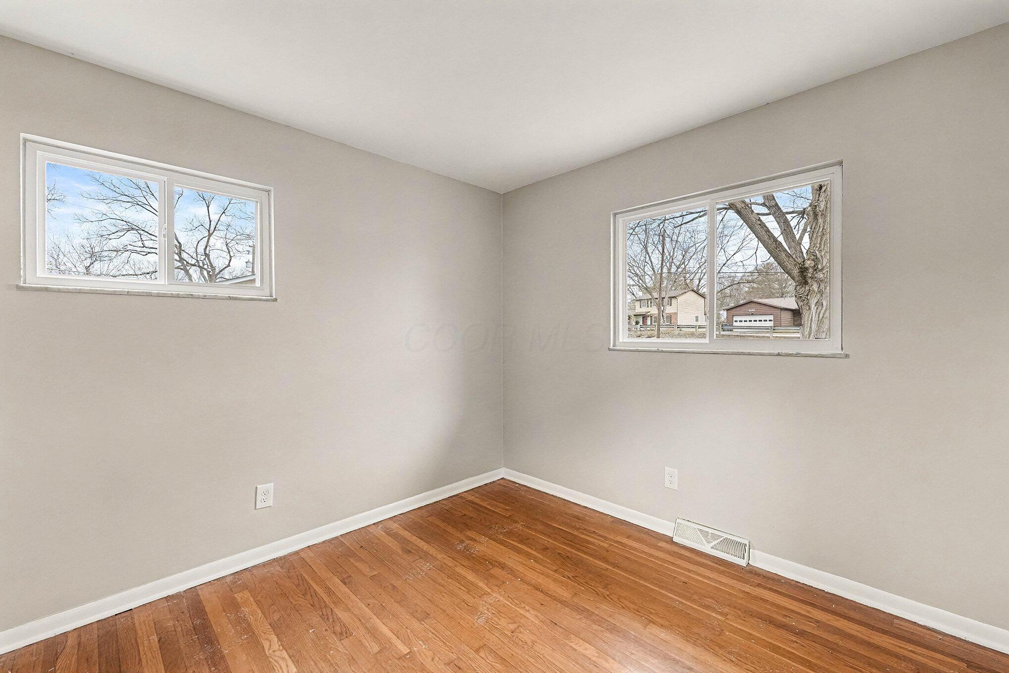 1490 Demorest Road Columbus, OH 43228 - Photo 17 of 30 Gallery Image 17