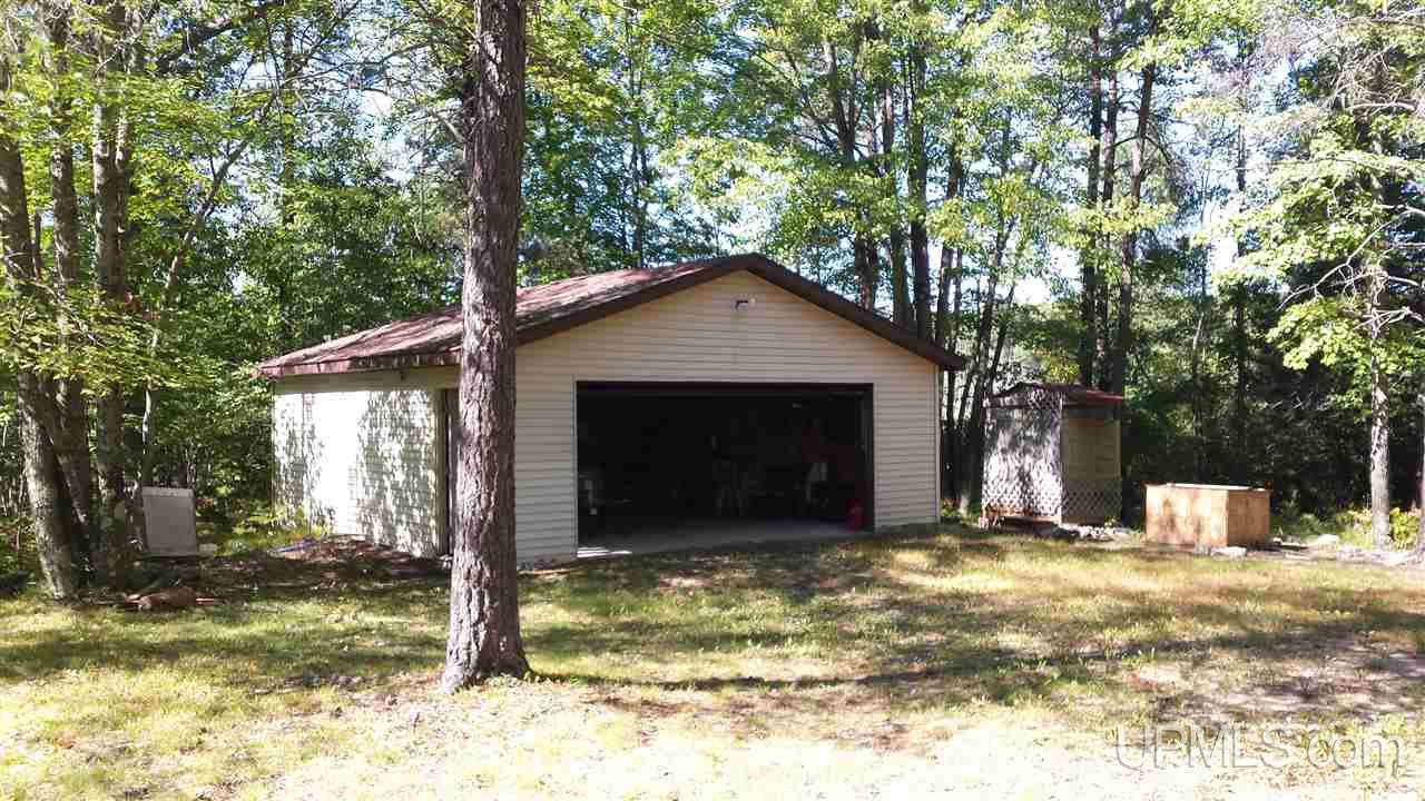 N15369 Bartlett Road Amberg, WI 54102 - Photo 8 of 24 Gallery Image 8