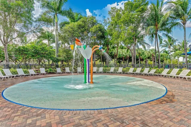 $724,000 | 9042 Dupont Place, Wellington, FL 33414