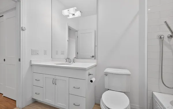 $1,150,000 | 31201 Spruce Pond Circle, Plainview, NY 11803