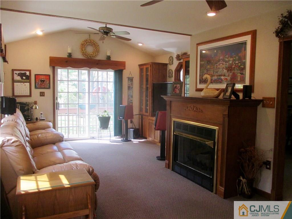 4 Moline Road East Brunswick, NJ 08816 - Photo 11 of 25 Gallery Image 11