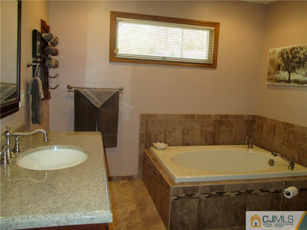 4 Moline Road East Brunswick, NJ 08816 - Photo 16 of 25 Gallery Image 16