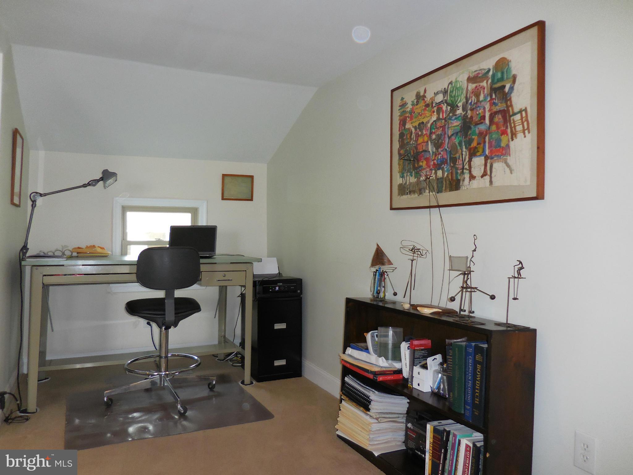 345 River Road Elkton, MD 21921 - Photo 4 of 15 Interior Media Nook