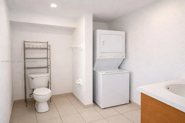 $3,000 | 2752 Northwest 131st Street, Unit 2752, Opa-Locka, FL 33054