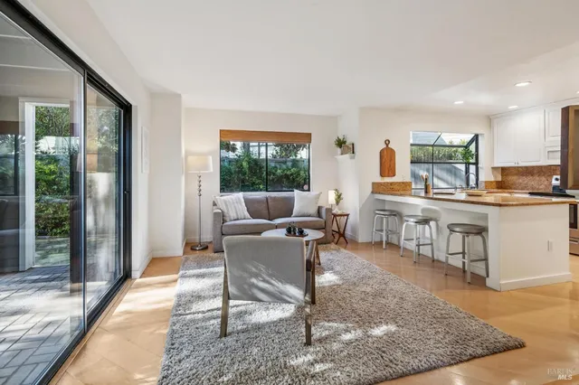 $1,499,000 | 5 Creekside Drive, San Rafael, CA 94903