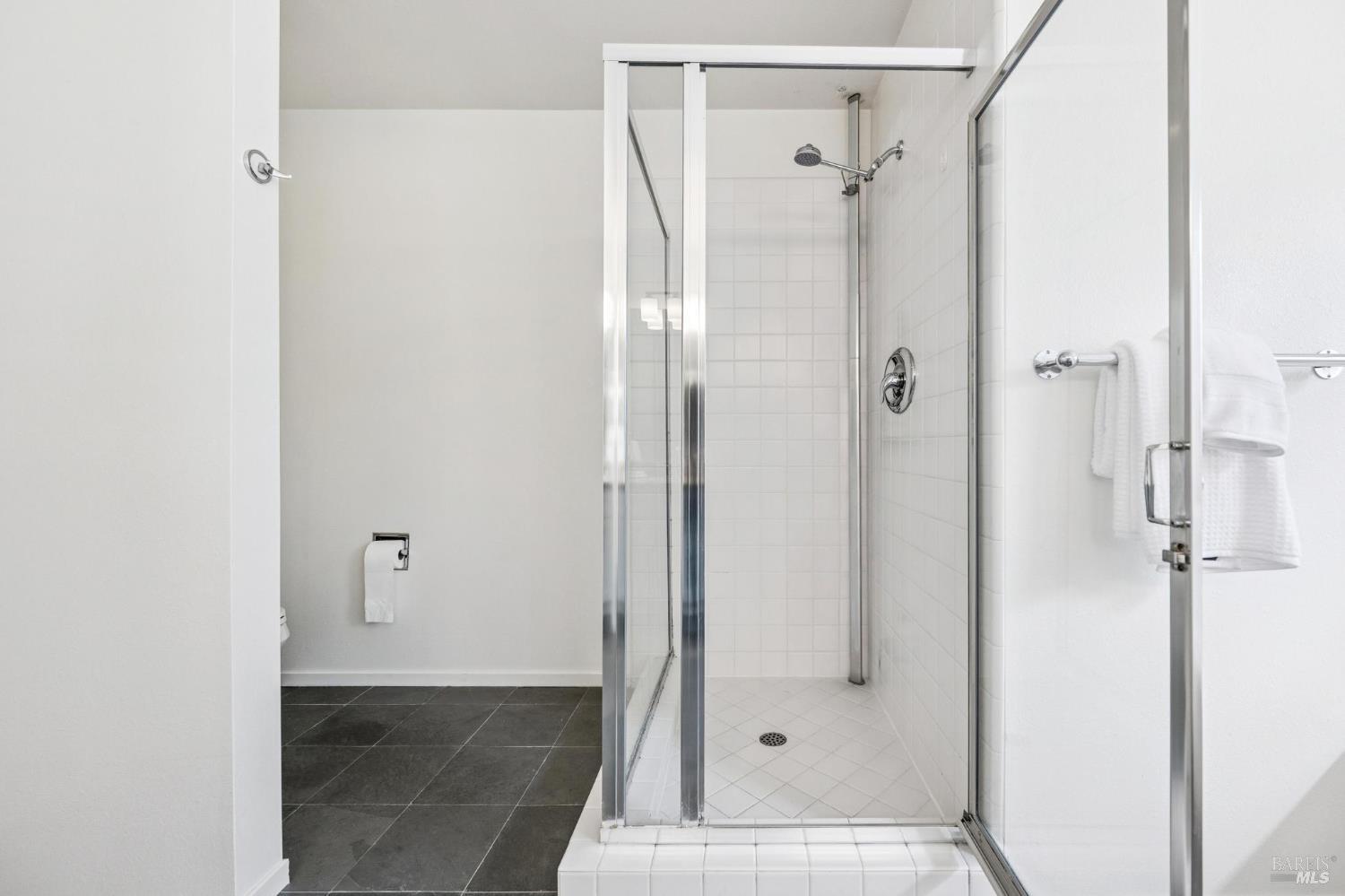 5 Creekside Drive San Rafael, CA 94903 - Photo 41 of 64