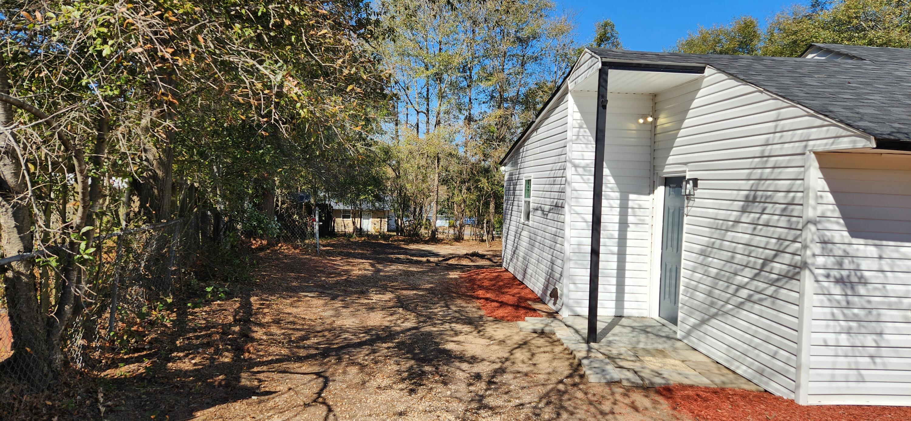 3004 Acorn Road Augusta, GA 30906 - Photo 4 of 40 20260212_135148