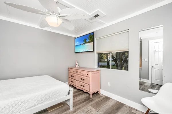 $1,299,000 | 503 East Ashley Avenue, Folly Beach, SC 29439