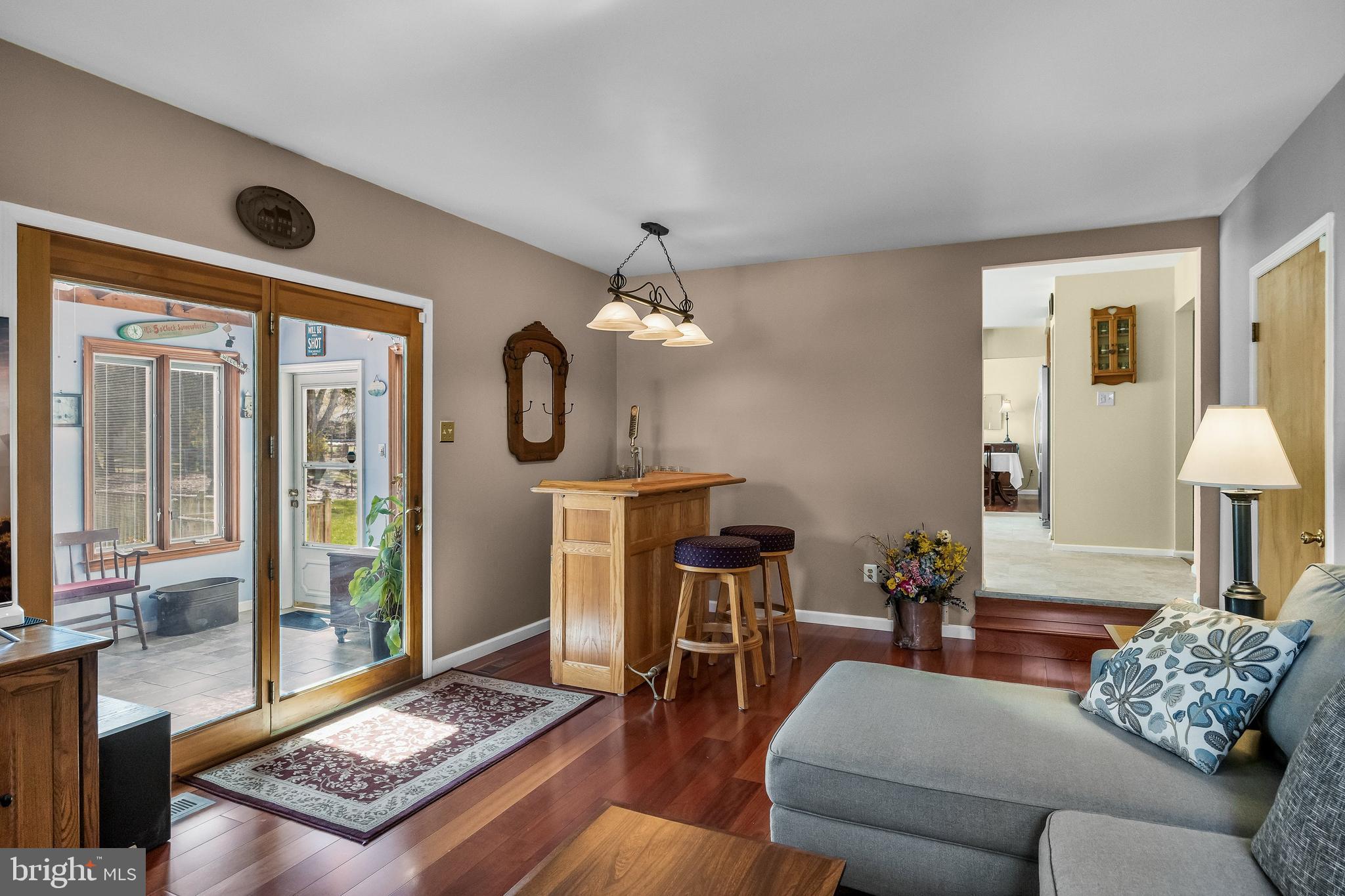 446 Prospect Avenue West Berlin, NJ 08091 - Photo 19 of 54 a living room with furniture and a window