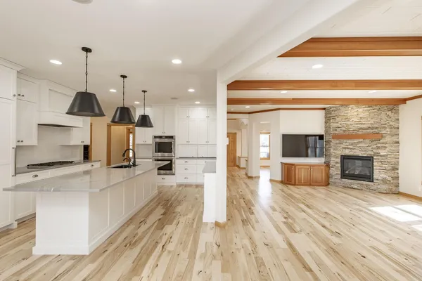 $1,375,000 | 249 Chestnut Drive, Horace, ND 58047