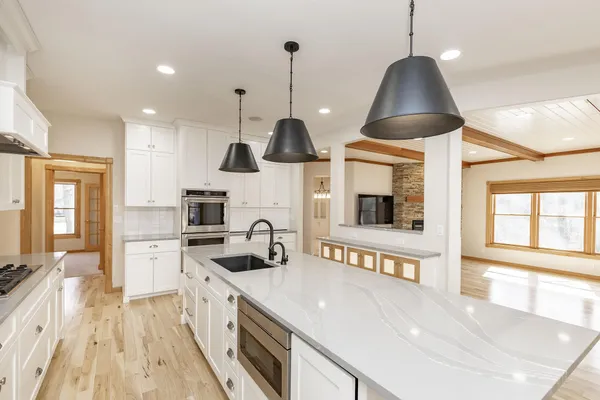 $1,375,000 | 249 Chestnut Drive, Horace, ND 58047