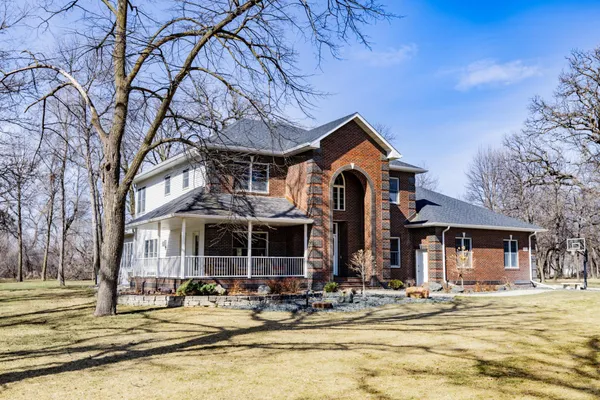 $1,375,000 | 249 Chestnut Drive, Horace, ND 58047