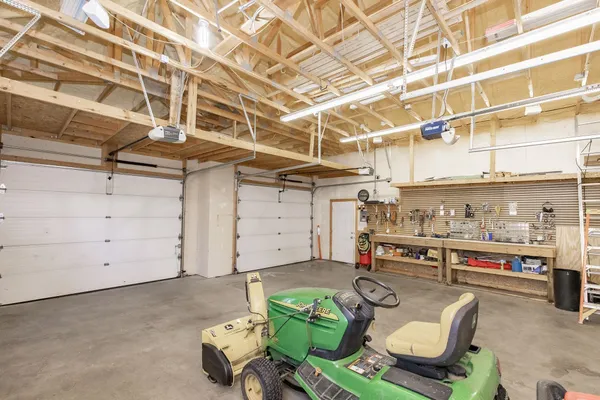 $1,375,000 | 249 Chestnut Drive, Horace, ND 58047