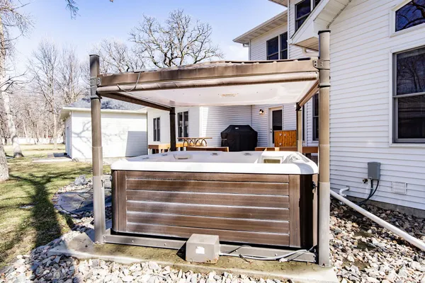 $1,375,000 | 249 Chestnut Drive, Horace, ND 58047