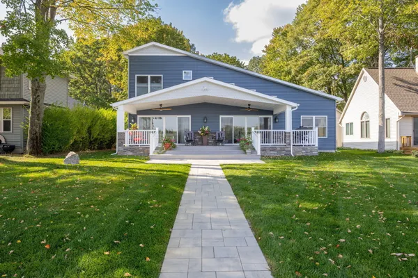 $849,900 | 10849 1st Street, Canadian Lakes, MI 49346
