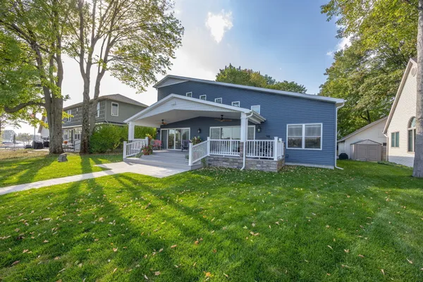 $849,900 | 10849 1st Street, Canadian Lakes, MI 49346