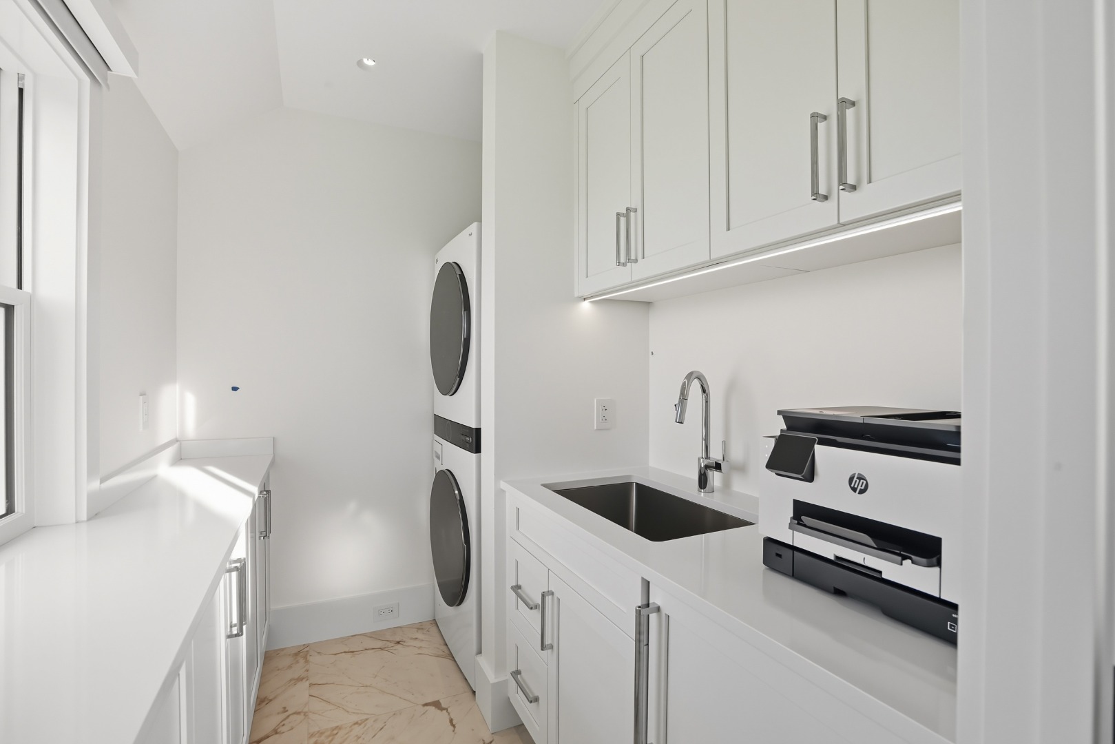 56 R Madequecham Valley Road Nantucket, MA 02554 - Photo 17 of 28