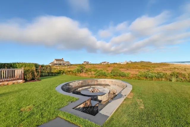 $9,995,000 | 56 R Madequecham Valley Road, Nantucket, MA 02554