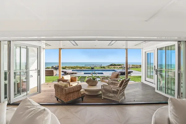 $9,995,000 | 56 R Madequecham Valley Road, Nantucket, MA 02554