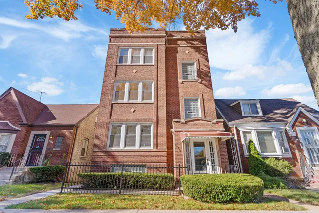 $1,650 | 10342 South Calumet Avenue, Unit 3, Chicago, IL 60628