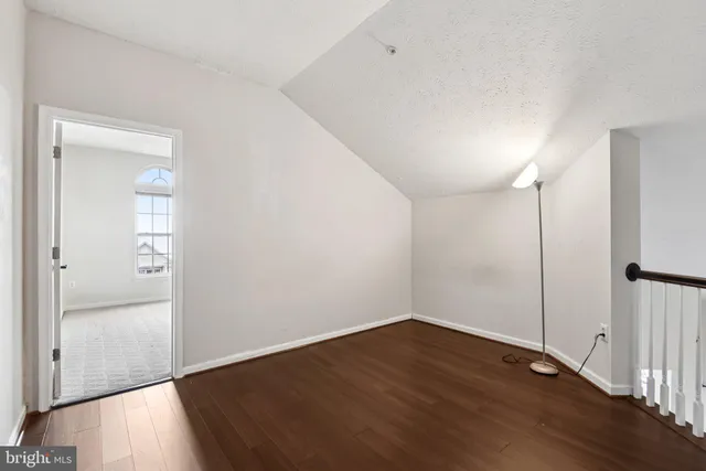 $380,000 | 2506 Amber Orchard Court West, Unit 302, Odenton, MD 21113