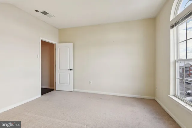 $380,000 | 2506 Amber Orchard Court West, Unit 302, Odenton, MD 21113