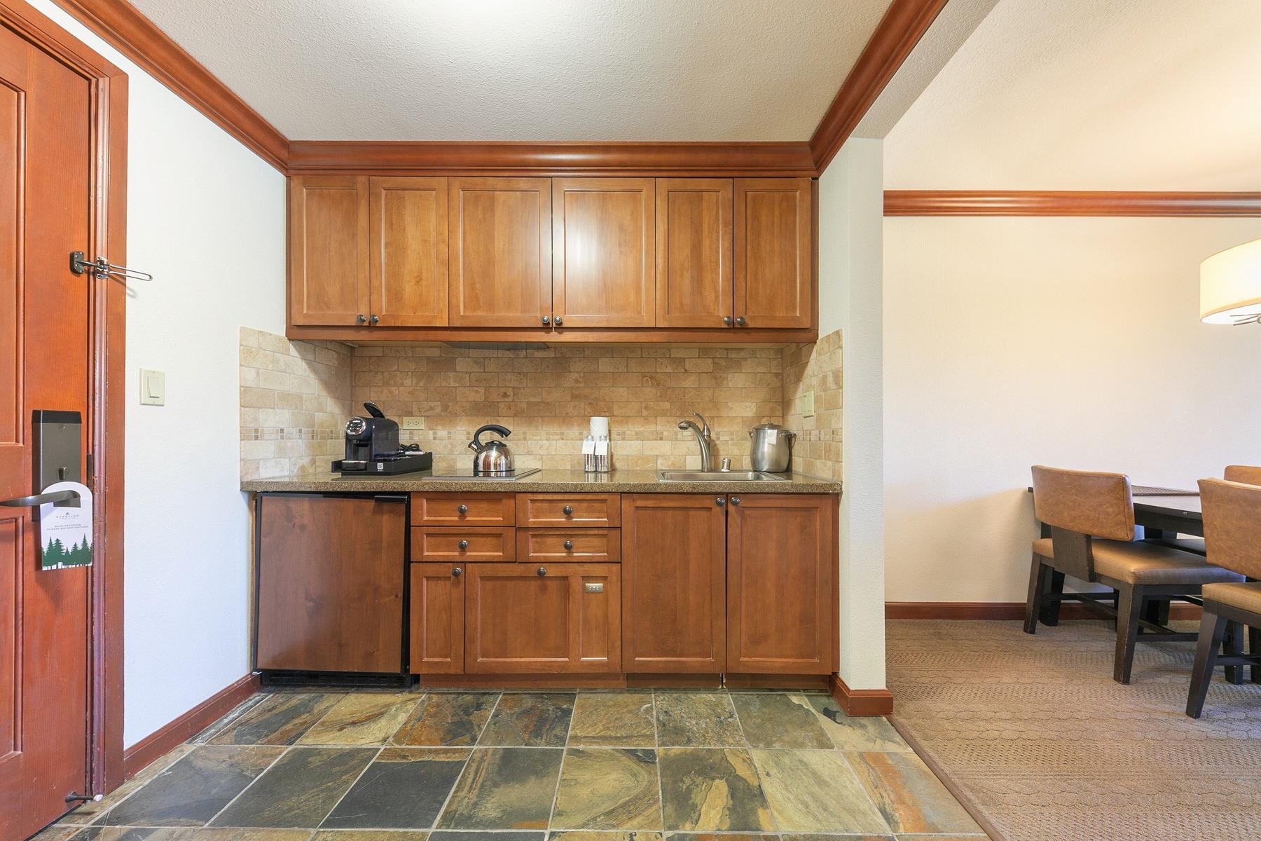 400 Resort Road, Unit 208 Olympic Valley, CA 96146 - Photo 13 of 28