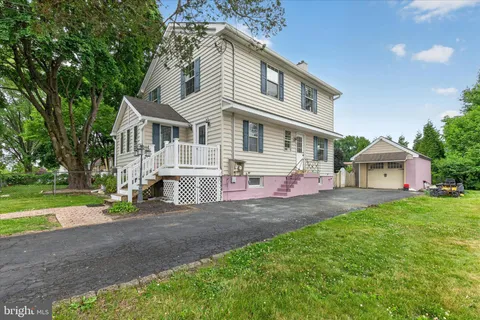 $550,000 | 280 Olive Street, Warminster, PA 18974