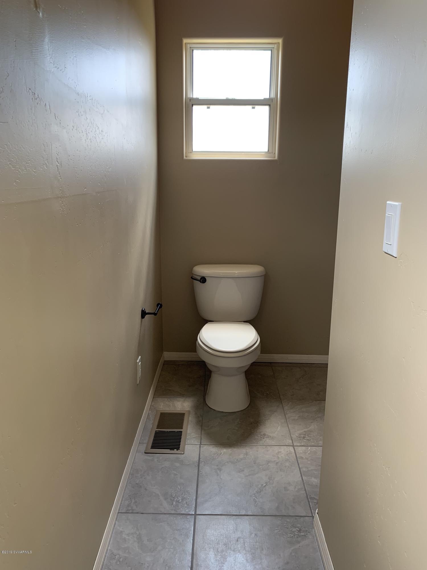 4485 Eagle Circle Rimrock, AZ 86335 - Photo 23 of 54 Master Bath