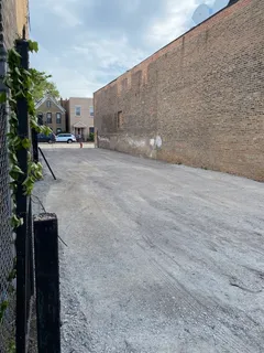 $495,000 | 2243 West Grand Avenue, Chicago, IL 60612