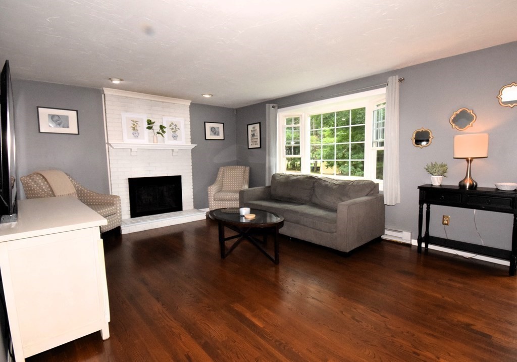 30 Clark Road, Unit C Wrentham, MA 02093 - Photo 4 of 31 Gallery Image 4